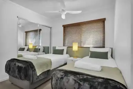 Rolling Surf Resort - 146