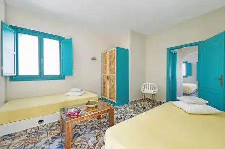 Nissia Beach Apartments and Suites - 102