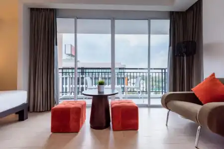 J Pattaya - 138