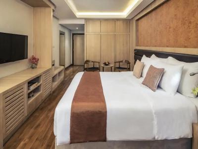 Mercure Yangon Kaba Aye - 75