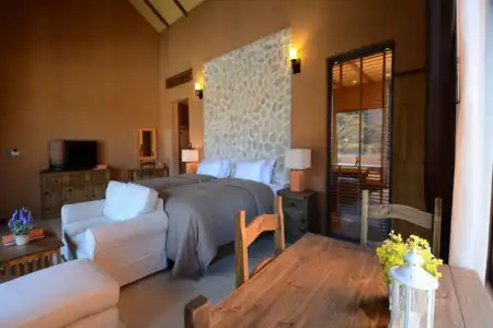 Town Square Suites by Toscana Valley - 5
