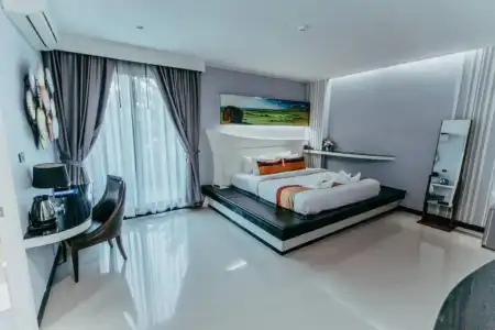Mantra Varee - 42