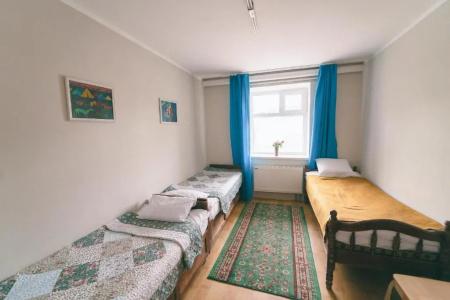 Town Yard Hostel - 17