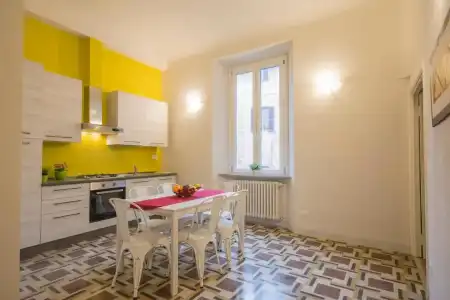 Regis Condo - 73