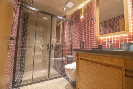 June Alaçatı (+15 Adult only) - 45