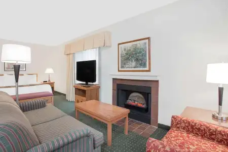 Hawthorn Extended Stay by Wyndham Green Bay - 33