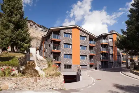 Tarter Mountain Suites - 12