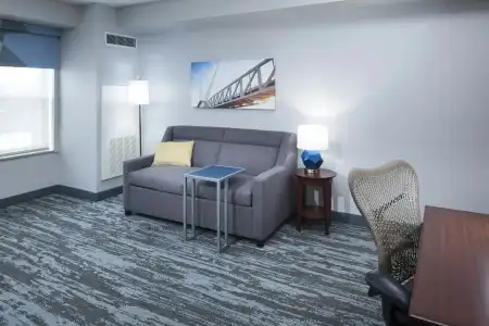 Hampton Inn & Suites Oklahoma City-Bricktown - 41