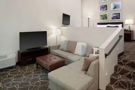 Hilton Garden Inn Marina Del Rey - 4