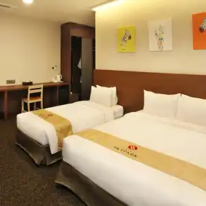 Skypark Myeongdong II - 29