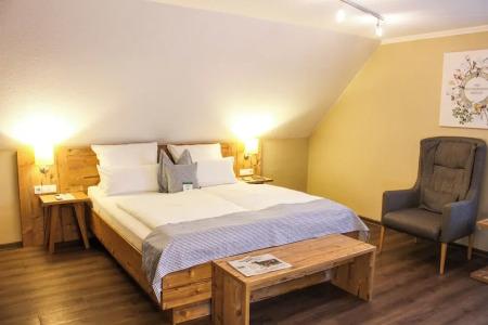 & Restaurant Zum Reussenstein - 25