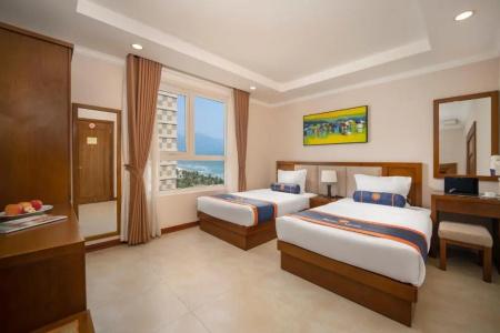 BlueSun Danang Beach - 72