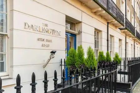 The Darlington Hyde Park - 22