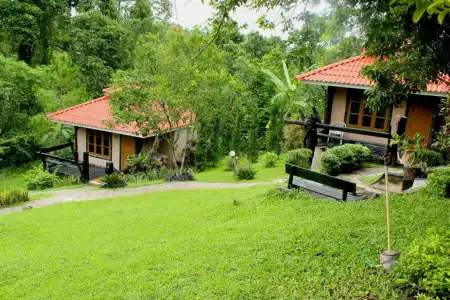 Baan Phuthadol - 4