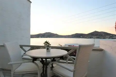 Parian Lithos Residence - 36