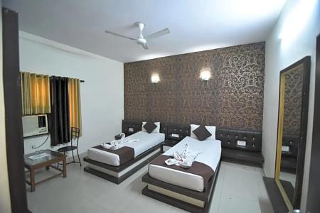 Vaishnavi - 55