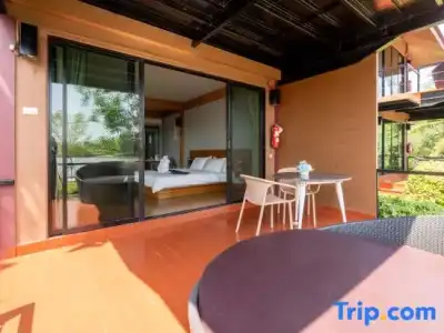 The Grace Amphawa - 99