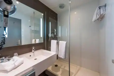 Mercure Grenoble Centre Porte des Alpes - 56