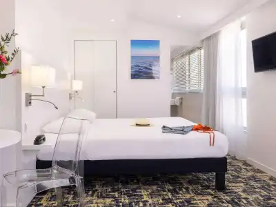 ibis Styles Menton Centre - 3