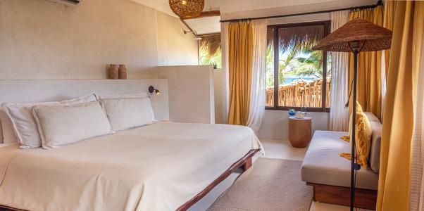 Dune Boutique located at the party zone - 1