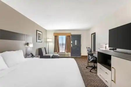 Best Western Central Inn - 52