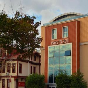 Wes Izmit - 37