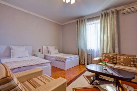 King House - 5