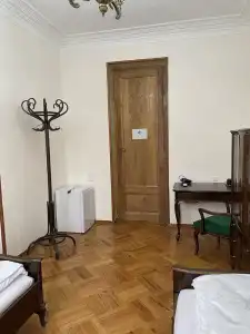 Top Floor Guest House - 4