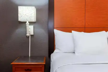 La Quinta Inn by Wyndham Laredo I-35 - 25