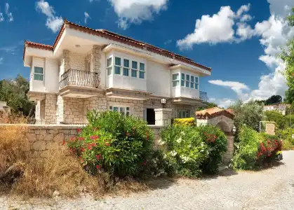 Derin Alaçatı - 18