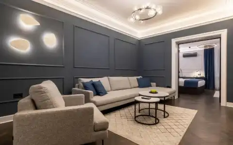 One Luxury Suites - 106