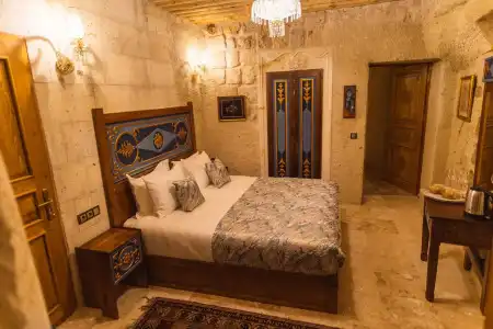 Solo Cave Suites - 15