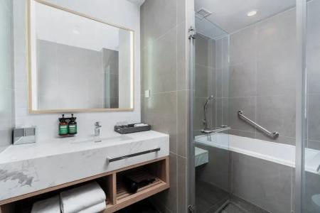 Staybridge Suites Bangkok Thonglor by IHG - 100
