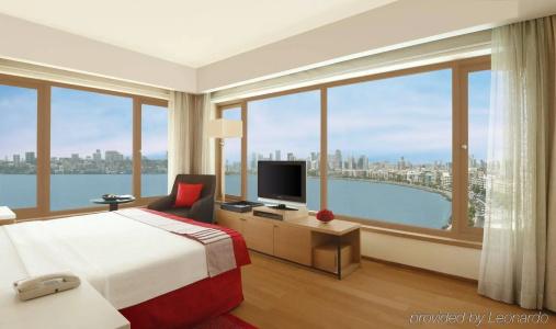 Trident, Nariman Point, Mumbai - 34