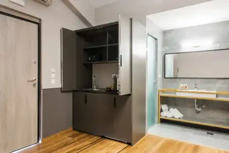Step One | Luxury Suites Right in the Heart of Acropolis Next to Metro Station - 35