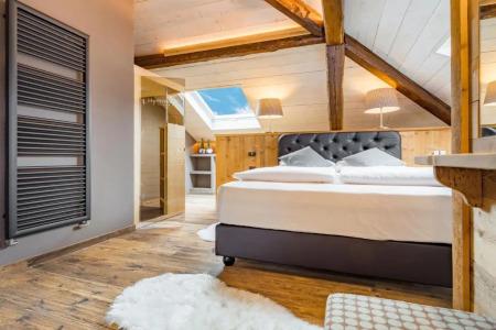 John Luxury Suites - 17