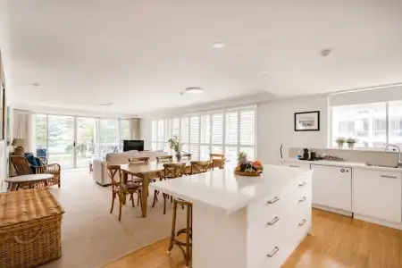 Cashelmara Beachfront Apartments - 82