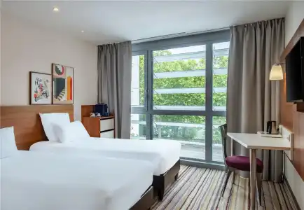 Spark By Hilton Lyon Ouest - 26