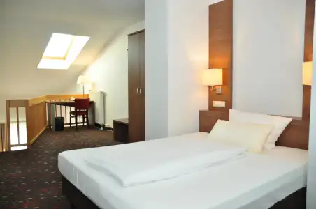 Mercure Erlangen - 98