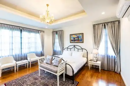 Merchant Villa - 18