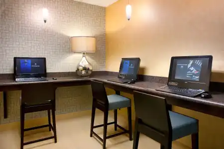 Residence Inn Las Vegas Hughes Center - 4