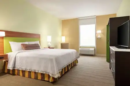 Home2 Suites by Hilton Lubbock - 3