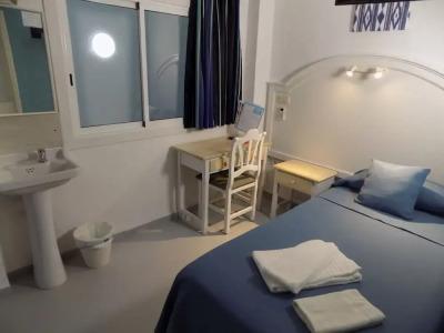 Hostal Villa Maruja - 26