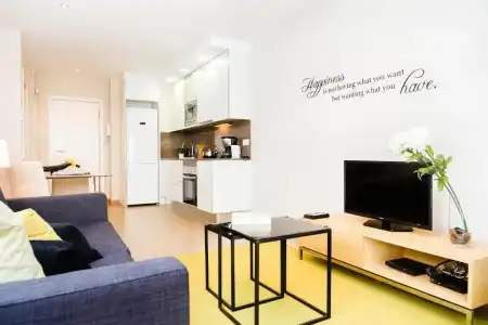 Feelathome Plaza Apartments - 34