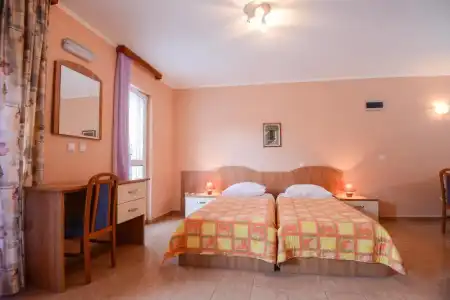 Villa Lanterna - 82