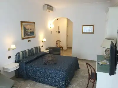 Bougainville Luxury Boutique - 0