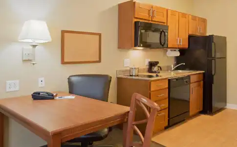 Candlewood Suites Tallahassee by IHG - 32