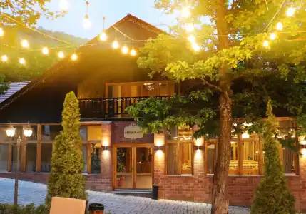 Splendor Resort and Restaurant - 7