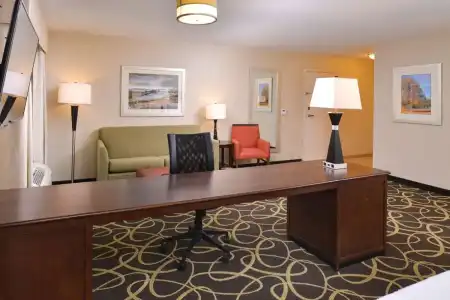 Hampton Inn Omaha Midtown-Aksarben Area - 49
