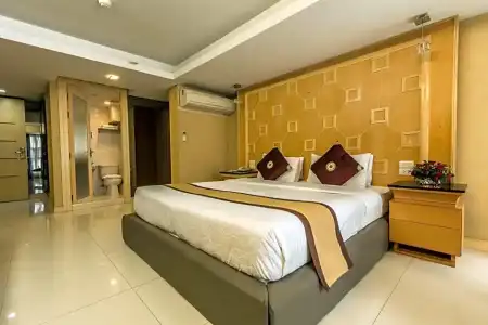 UPARs Sukhumvit 11 Nana - 133